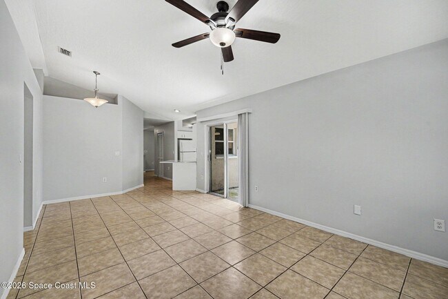 Foto del edificio - 1699 Givens Ct NW