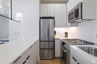 Building Photo - 3010 Sorin St