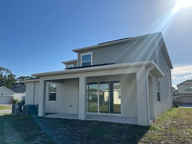 Foto del edificio - Spacious 4 bedroom 2.5 Bath, Fully Furnish...