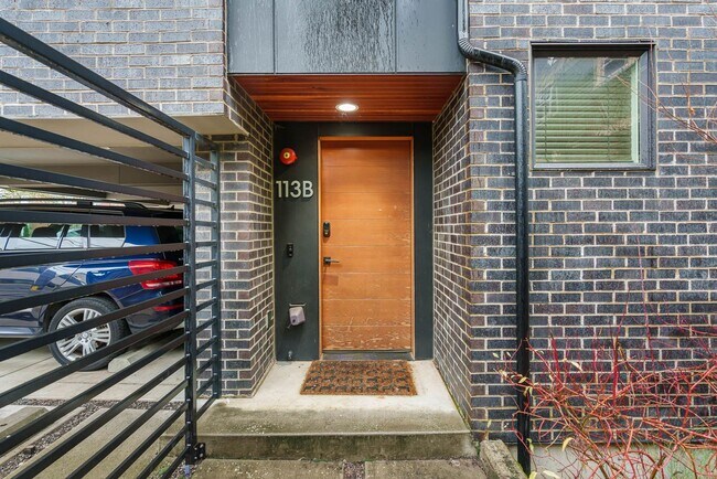 Foto del edificio - 113 17th Ave E