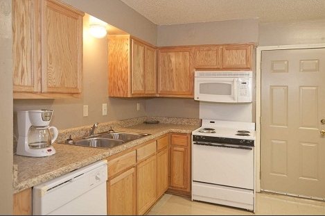  - Pershing Park Apartments