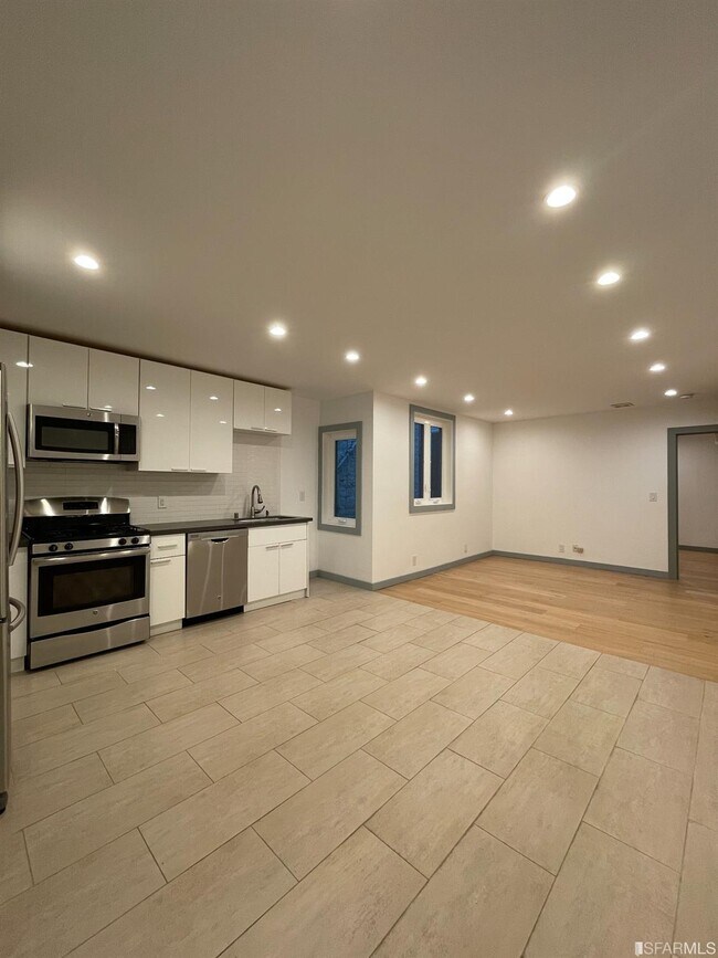 Foto del edificio - 761 Commercial St