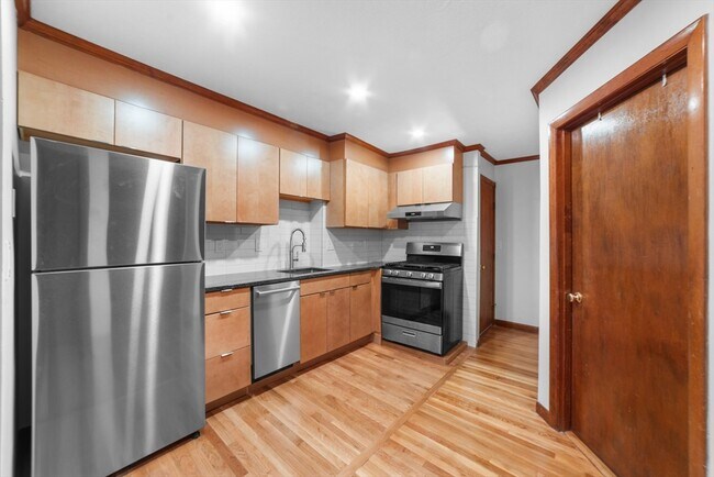 Foto del edificio - 249 Shawmut Ave