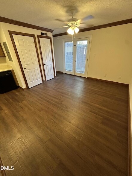 Foto principal - 3607 Helix Ct