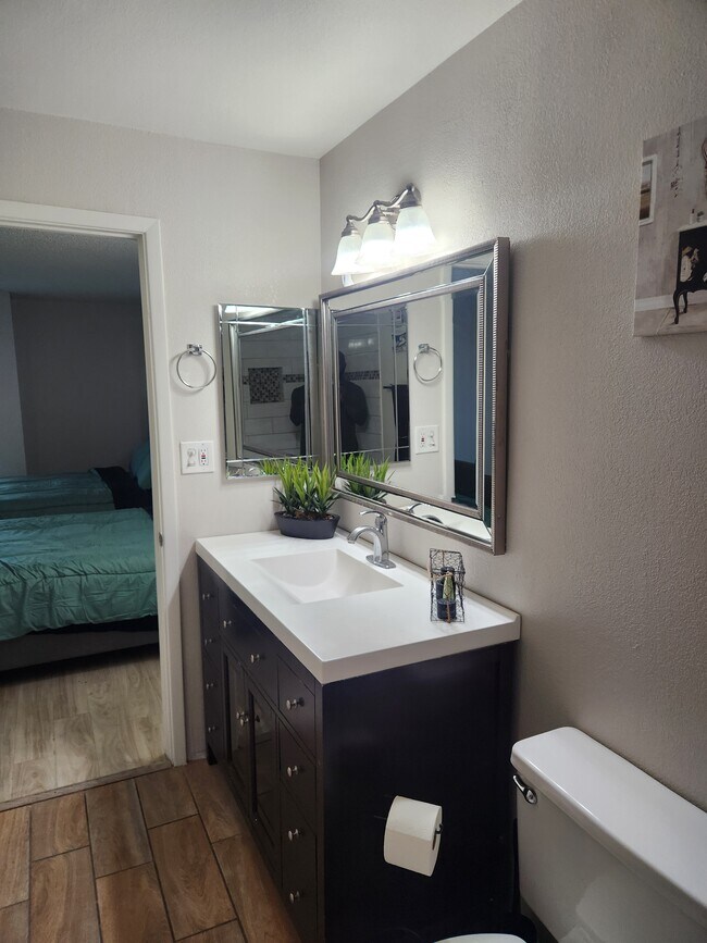 Foto del edificio - 11042 N 28th Dr