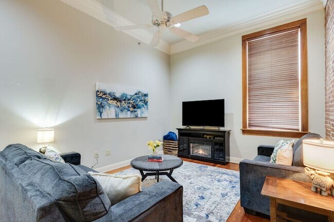 Foto del edificio - 500 Jefferson St