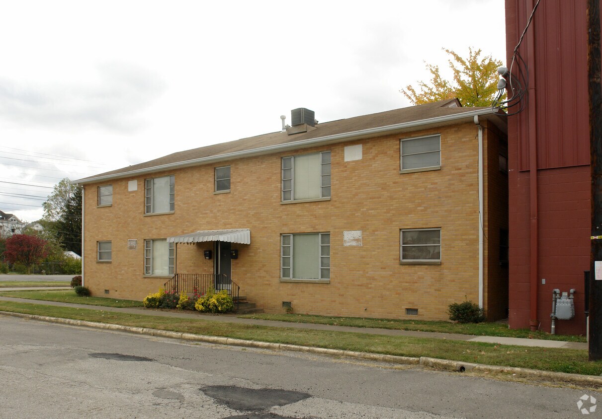 Foto principal - 510 11th St W