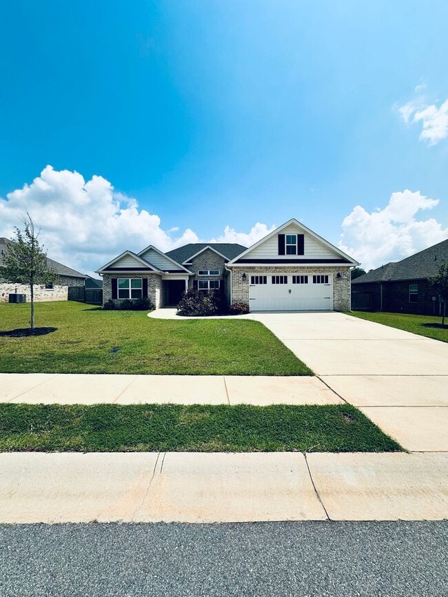 Building Photo - 104 Sig Ct