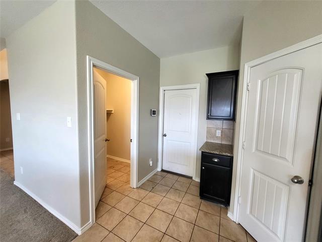 Building Photo - 7017 Mohegan Dr
