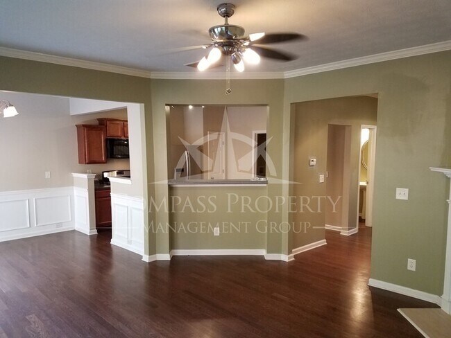 Building Photo - 742 Mountain Laurel Dr