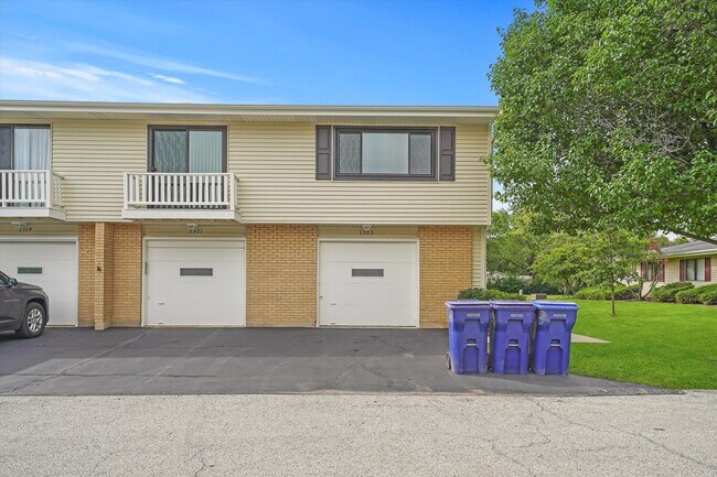 Foto del edificio - 1323 Wakeby Ln