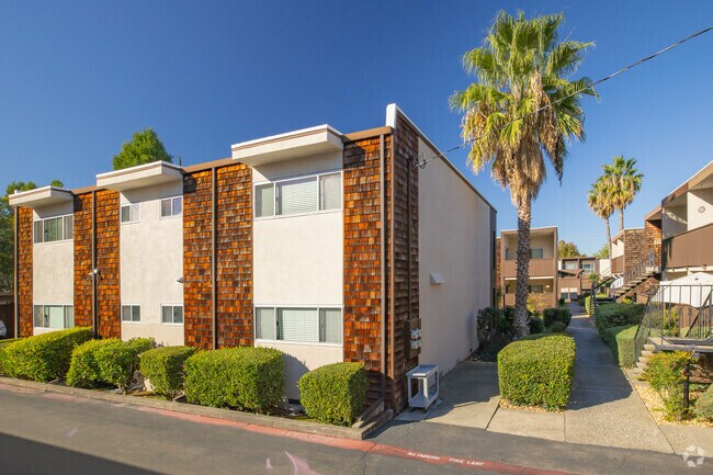 Foto alternativa del edificio - Walnut Avenue Apartments