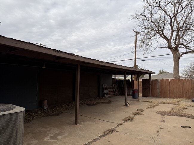 Foto del edificio - 2818 41st St