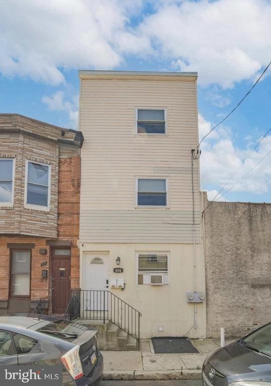 Building Photo - 406 Pierce St