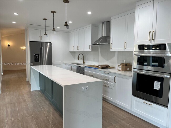 Building Photo - 8885 SW 76th Terrace