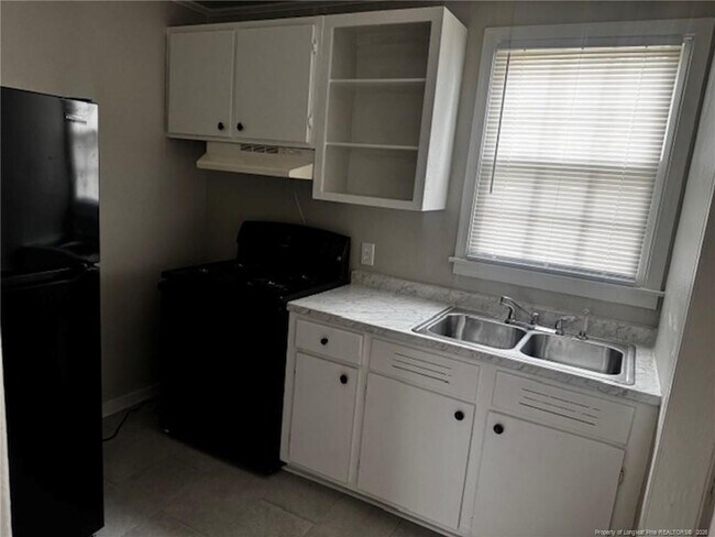 Foto del edificio - 1009 Cherry St