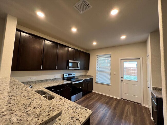 Foto del edificio - 69 Snowy Plover Ln