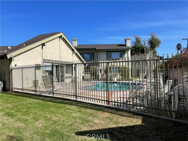 Building Photo - 15916 Alicante Rd