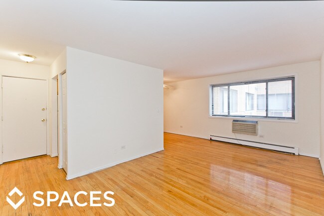 Foto del edificio - 6040 N Sheridan Rd