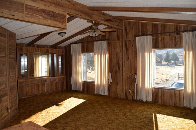 Building Photo - Welcome Home!