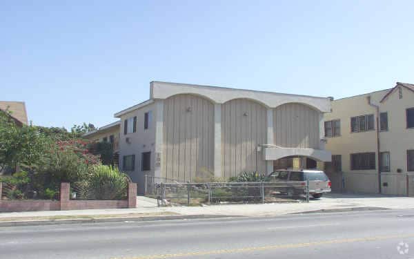 Primary Photo - 150 S Soto St