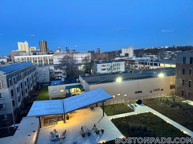 Foto del edificio - 55 Brighton Ave