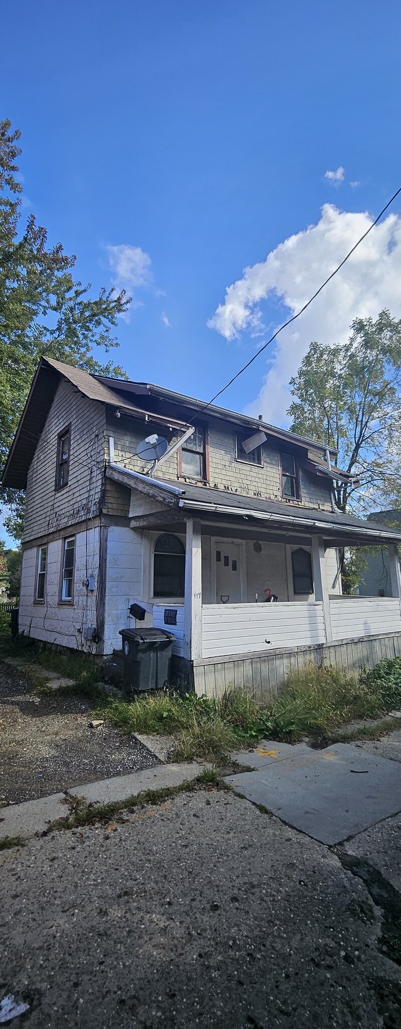 177 Kent Ct Akron, OH 44305 – photo 1