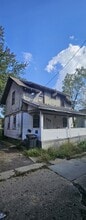 Building Photo - 177 Kent Ct