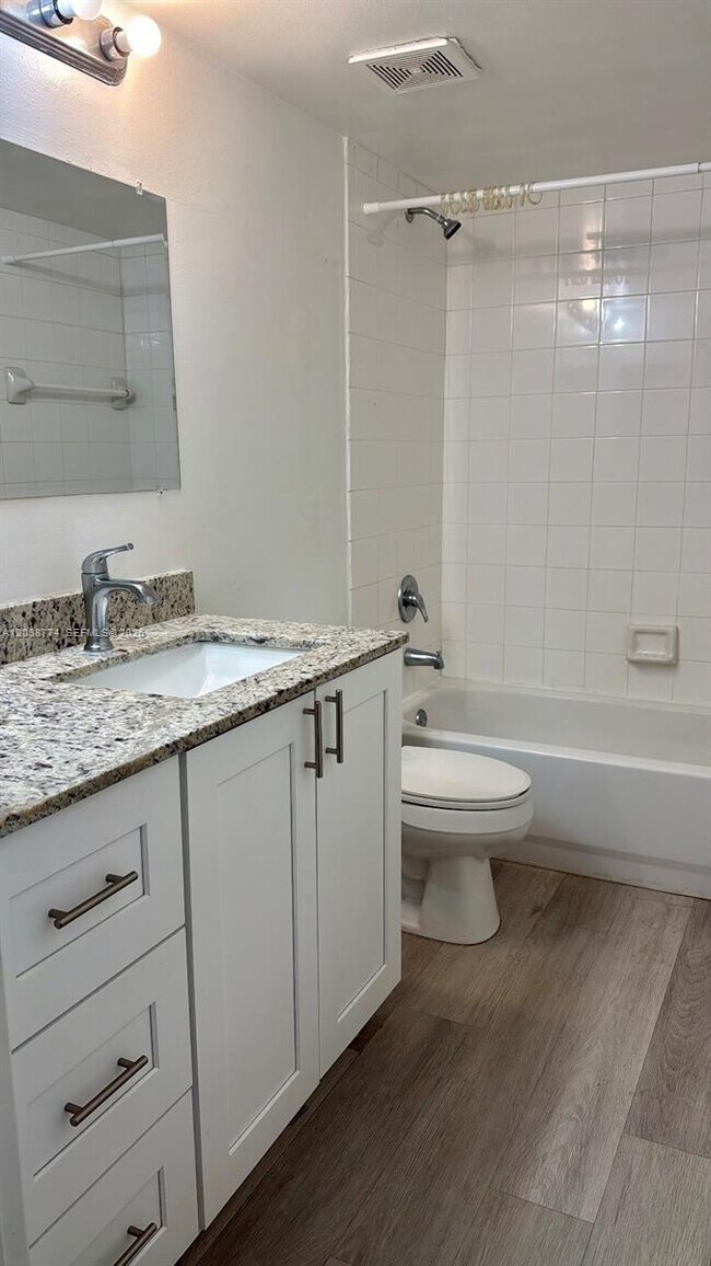 Foto del edificio - 11155 SW 5th Pl
