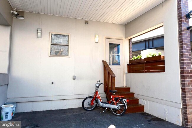 Foto del edificio - 1100 E Hewson St