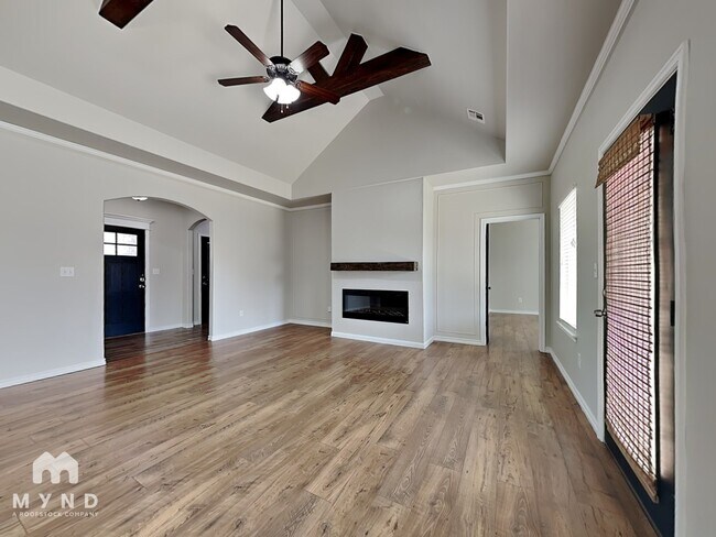 Foto del edificio - 1101 Midway Rd