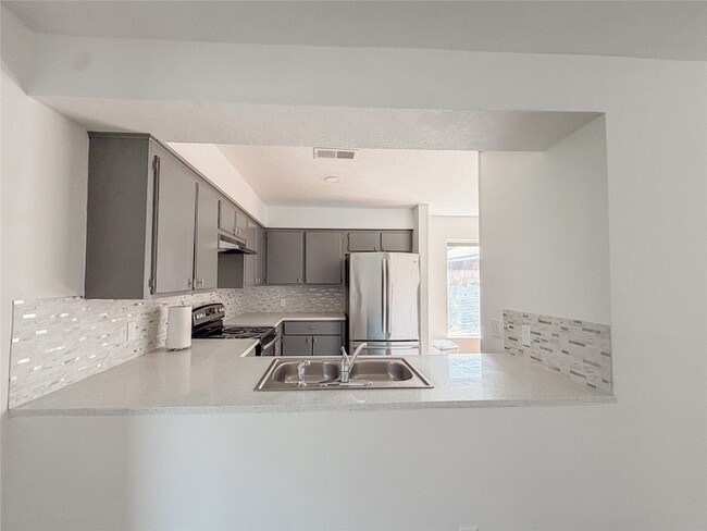 Building Photo - 12779 Enchanted Path Dr