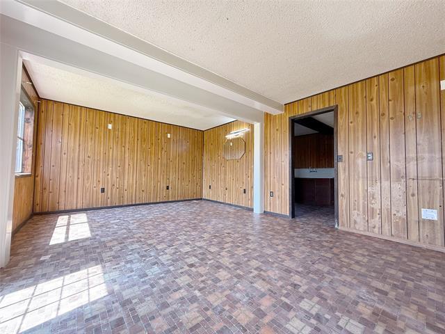 Foto del edificio - 6079 FM 1753