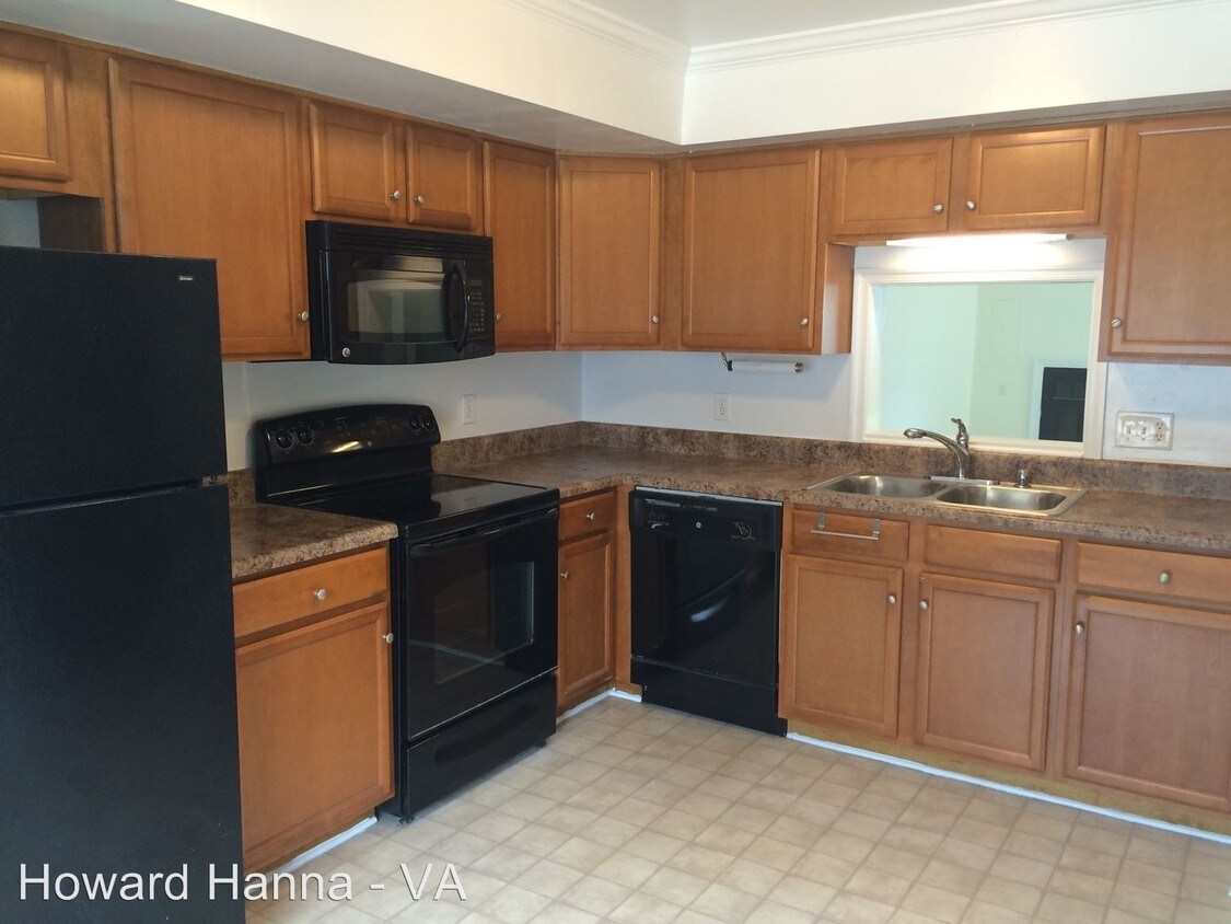Foto principal - 5620 Old Guard Crescent