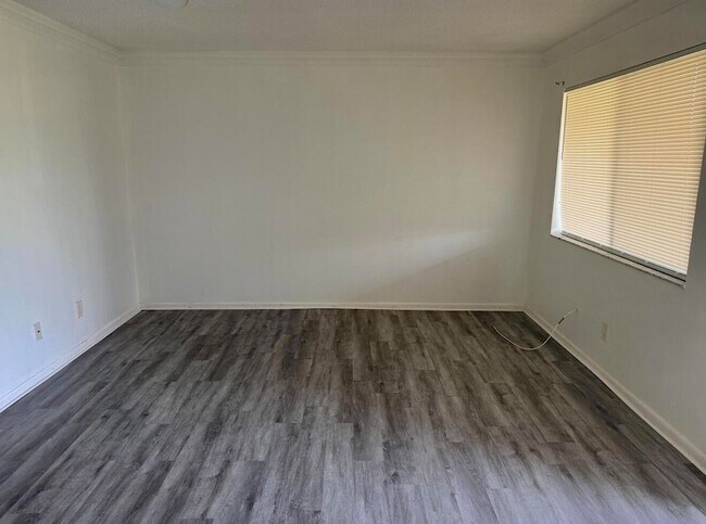 Foto del edificio - 2305 Seaside Dr