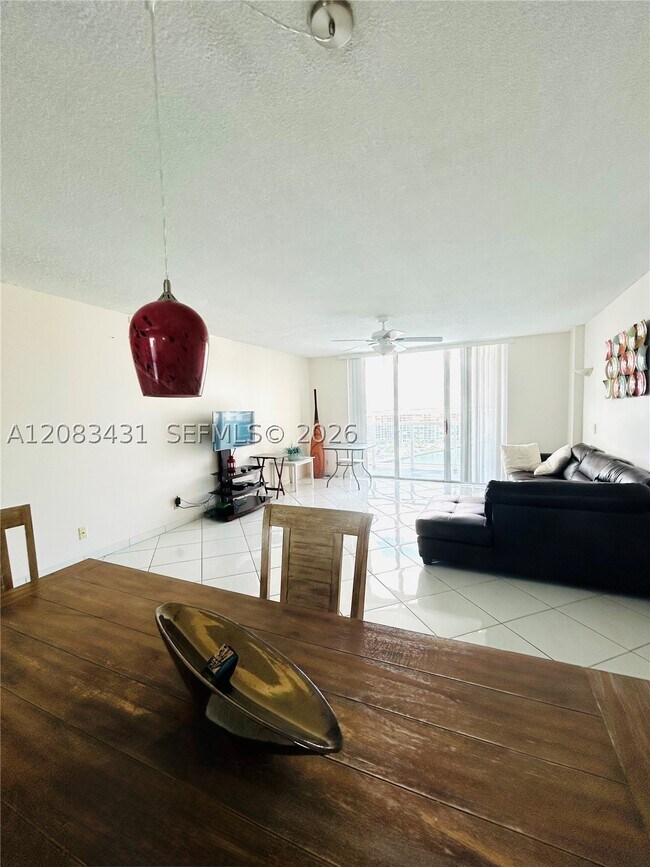 Foto del edificio - 3800 S Ocean Dr