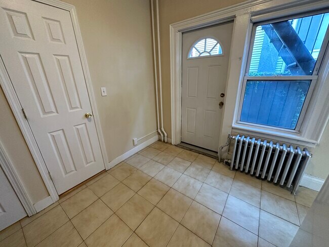 Foto del edificio - 375 Dorchester St