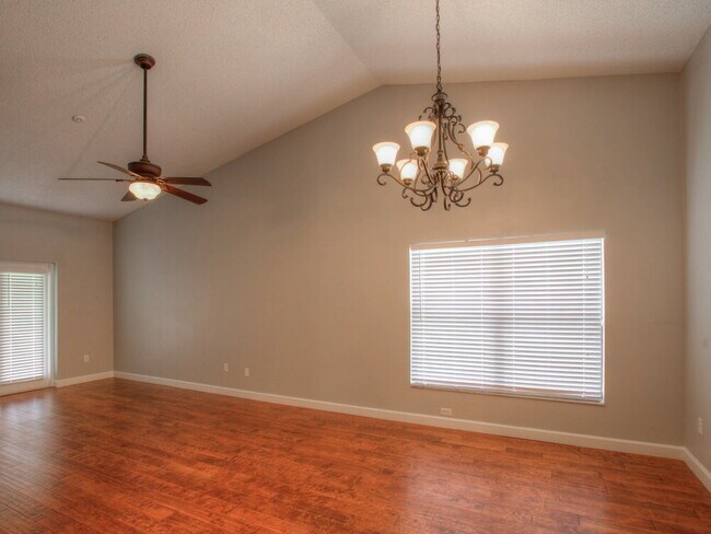 Foto del edificio - 420 Mainsail Ct