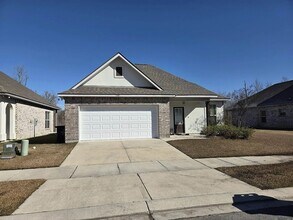 Building Photo - 7211 Kenilworth Crossing Ave