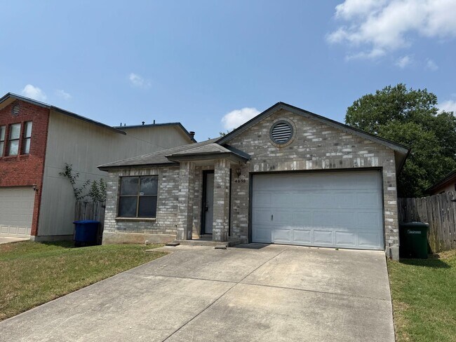 Building Photo - CUTE 3 BR HOME IN NEISD SCHOOLS WITH EASY ...