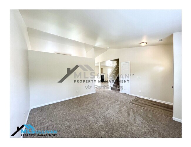 Foto del edificio - 5403 Danube Ln