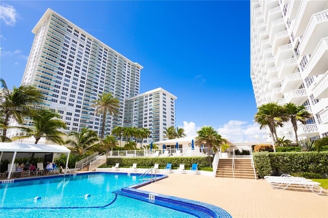 Building Photo - 4010 Galt Ocean Dr