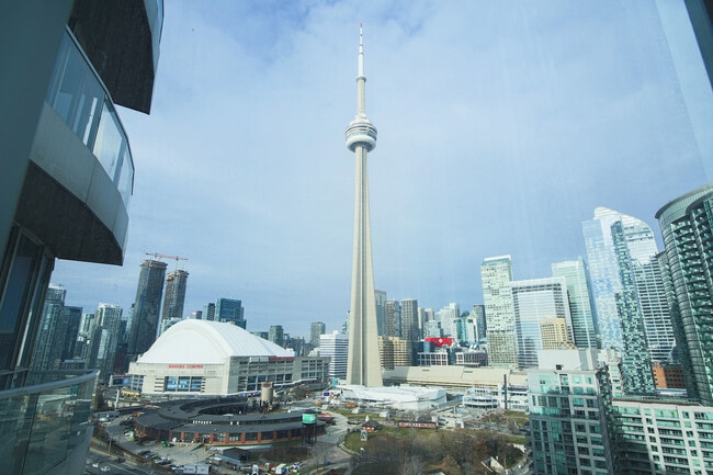 Building Photo - 207 Queens Quay W