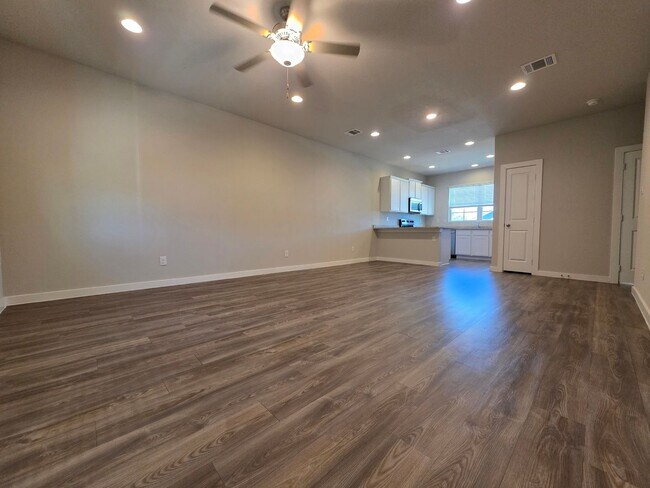 Foto del edificio - Townhome for Rent