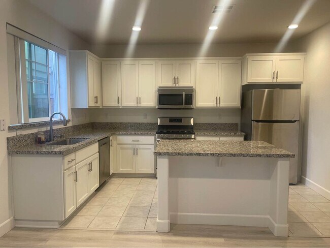 Foto del edificio - 71 Liberty Ct
