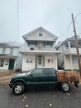 Building Photo - 232 W Catawissa St