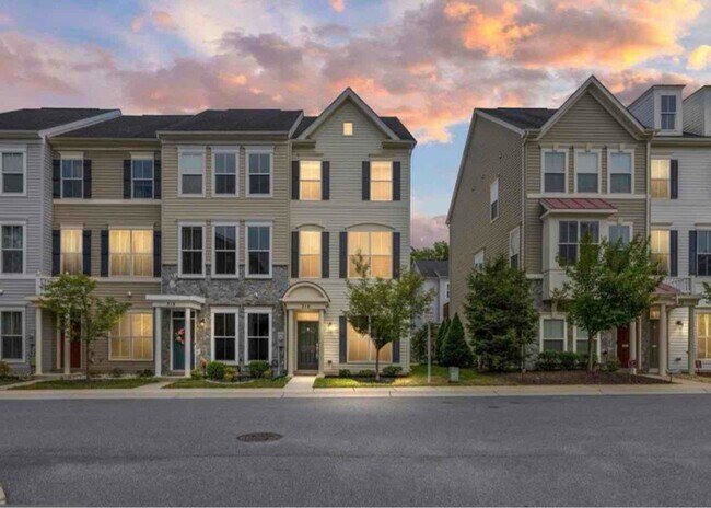 Building Photo - 316 White Oak Way