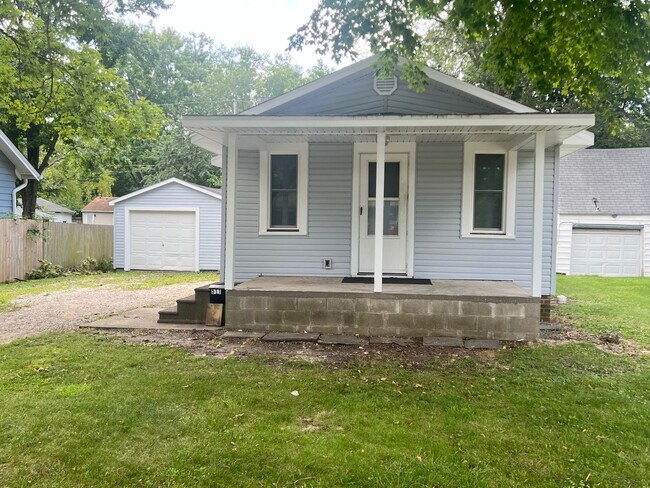Foto del edificio - 1 Bed 1 Bath home - Available Fall 2026