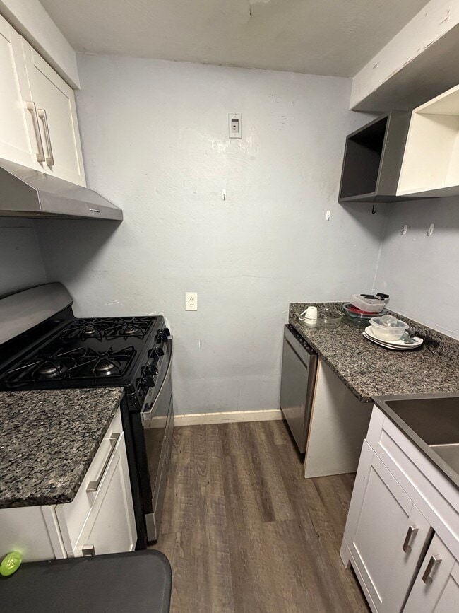 Foto del edificio - 1712 Lowrie St