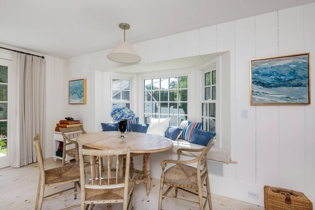 Foto del edificio - 156 Georgica Rd